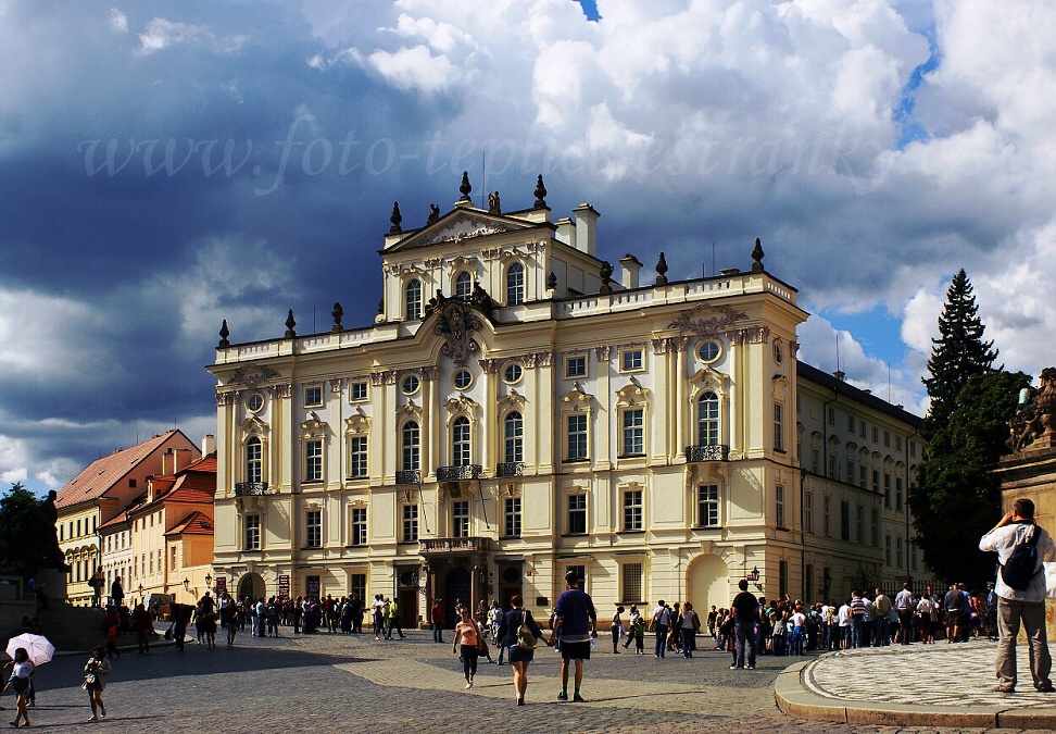 Arcibiskupský palác